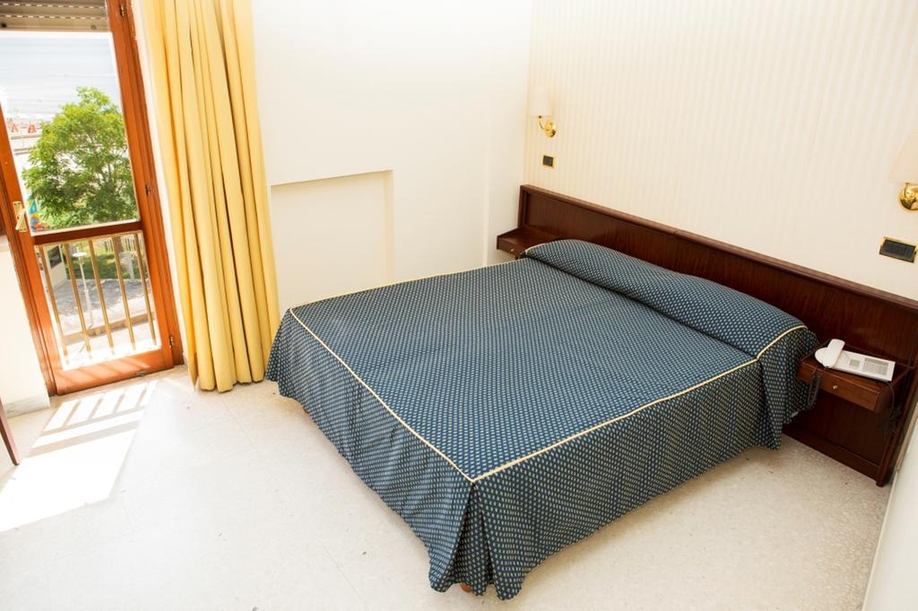 Hotel Sacco Bernalda Zimmer foto